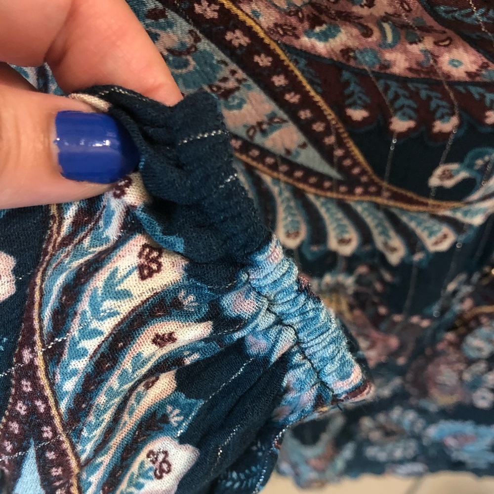 Gypsies & Moondust Shine Smocked Top - Picture 5 of 8